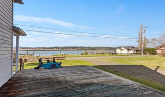 57586 PARKERSBURG Rd, Bandon, OR 97411