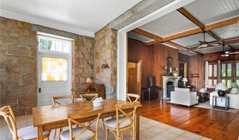 2 Hazard Ave, Newport, RI 02840