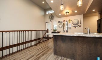 2720 E Sunburst Dr, Brandon, SD 57005