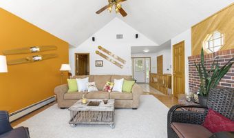 2405 W Sycamore Beach Rd, Angola, IN 46703