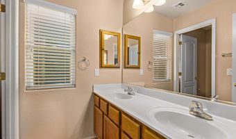 1700 S NAVAJO Way, Chandler, AZ 85286