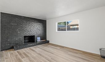 10628 Balm Of Gilead, Armona, CA 93202