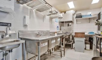81 MAIN St, Annapolis, MD 21401