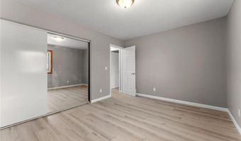13804 Euclid Ct, Apple Valley, MN 55124