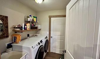 2303 Lane 40, Basin, WY 82410