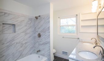 881 Asbury Rd, Anderson Twp., OH 45255