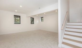 29549 N Hilltop Rd, Orange, OH 44022