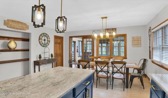 42 Ottomanelli Dr, Albrightsville, PA 18210