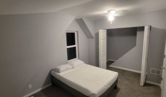 42310 N Woodbine Ave, Antioch, IL 60002