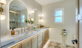 2708 York Rd, Carlsbad, CA 92010