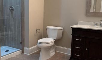 7702 TRAMMELL Rd, Annandale, VA 22003