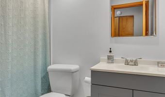 101 Paula Dr, Aliquippa, PA 15001