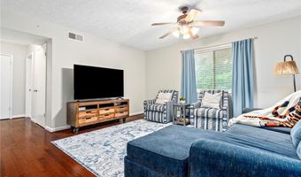 522 N DONAHUE Dr 7, Auburn, AL 36830