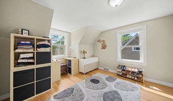 709 Indianola Ave, Ann Arbor, MI 48105