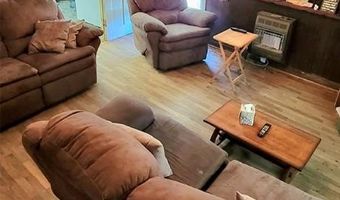 1658 County Road 4305, Annona, TX 75550