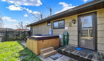 122 Edgewood Dr, Bedford, IN 47421