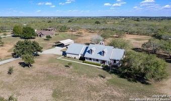 136 Country Pl, Adkins, TX 78101