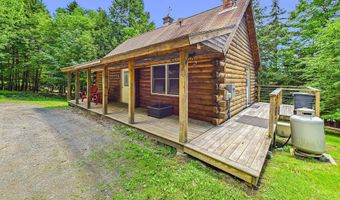 15 N Ridge Rd, Beaver Cove, ME 04441