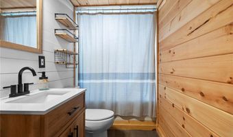14 Jackson Schoolhouse Rd, Glocester, RI 02814