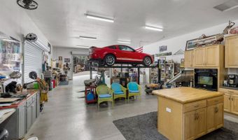 1641 Meadowview Rd, Arnold, CA 95223