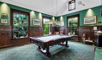 46 Gull Point Rd, Hilton Head Island, SC 29928