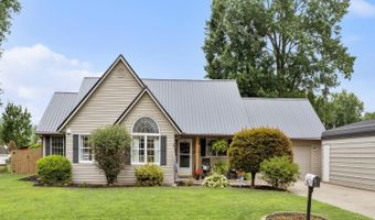 265 Barbour Dr, Aberdeen, OH 45101