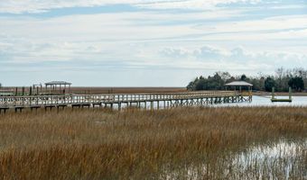 8107 Doar Rd, Awendaw, SC 29429