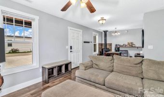 43 Pelzer St, Asheville, NC 28804