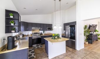 70 Hoku Puhipaka St, Kahului, HI 96732
