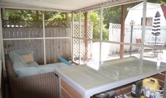 409 E. Elm St, Albion, IL 62806