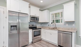 208 Big Woods Cir, Belton, SC 29627