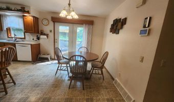 817 Elk Dr, Adams, WI 53910