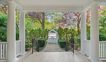 3825 INGOMAR St NW, Washington, DC 20015