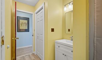 337 White Ln, Bean Station, TN 37708