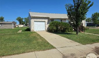 414 S 8th St E, Baker, MT 59313