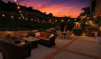 835 S Shanada Ct, Anaheim, CA 92807