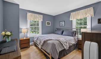 61 Upper Loudon Rd, Albany, NY 12211