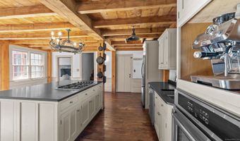 245 Brooklyn Rd, Canterbury, CT 06331