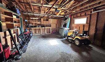 6111 MAGNOLIA Dr, Wisconsin Rapids, WI 54494