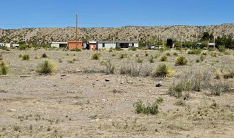 17 Seco Rd, Caballo, NM 87931