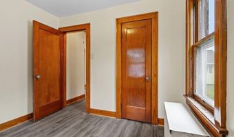 28 Tremont St, Albany, NY 12205