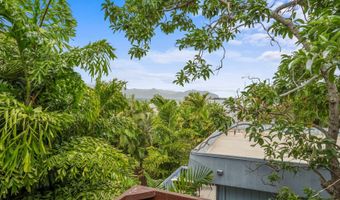 44-279 Kaneohe Bay Dr B, Kaneohe, HI 96744