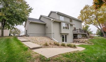 1110 Sandalwood Ct SW, Altoona, IA 50009