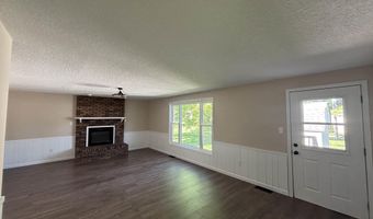 1203 S Van Buren St, Auburn, IN 46706
