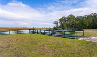 110 Coosaw Club Dr, Beaufort, SC 29907