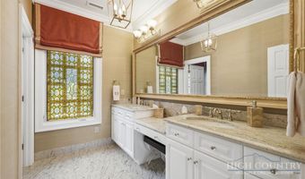 224 Chestnut Trl, Banner Elk, NC 28604