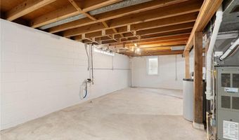 313 Glenn Rd, Albert Lea, MN 56007