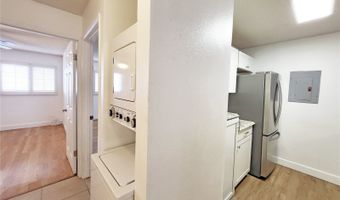46-261 Kahuhipa St 310, Kaneohe, HI 96744