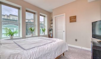 32 S REGESTER St, Baltimore, MD 21231