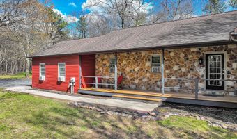 42 Ottomanelli Dr, Albrightsville, PA 18210